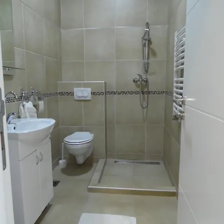 Apartment Subotica شقة