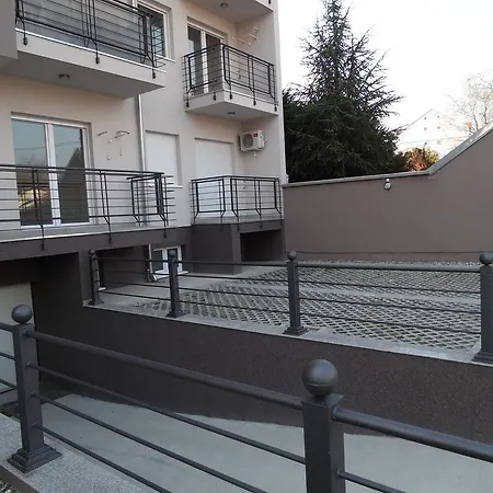 شقة Apartment Subotica